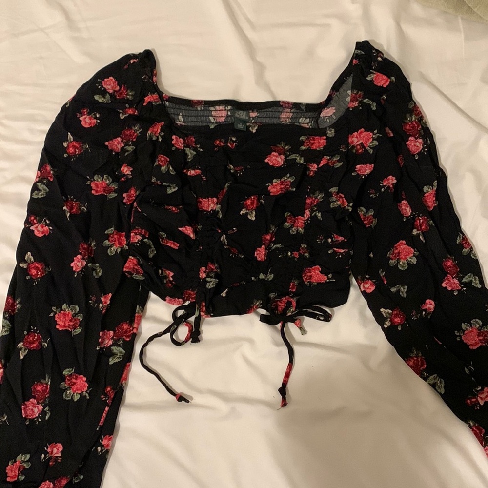 Wild Fable long sleeve floral top